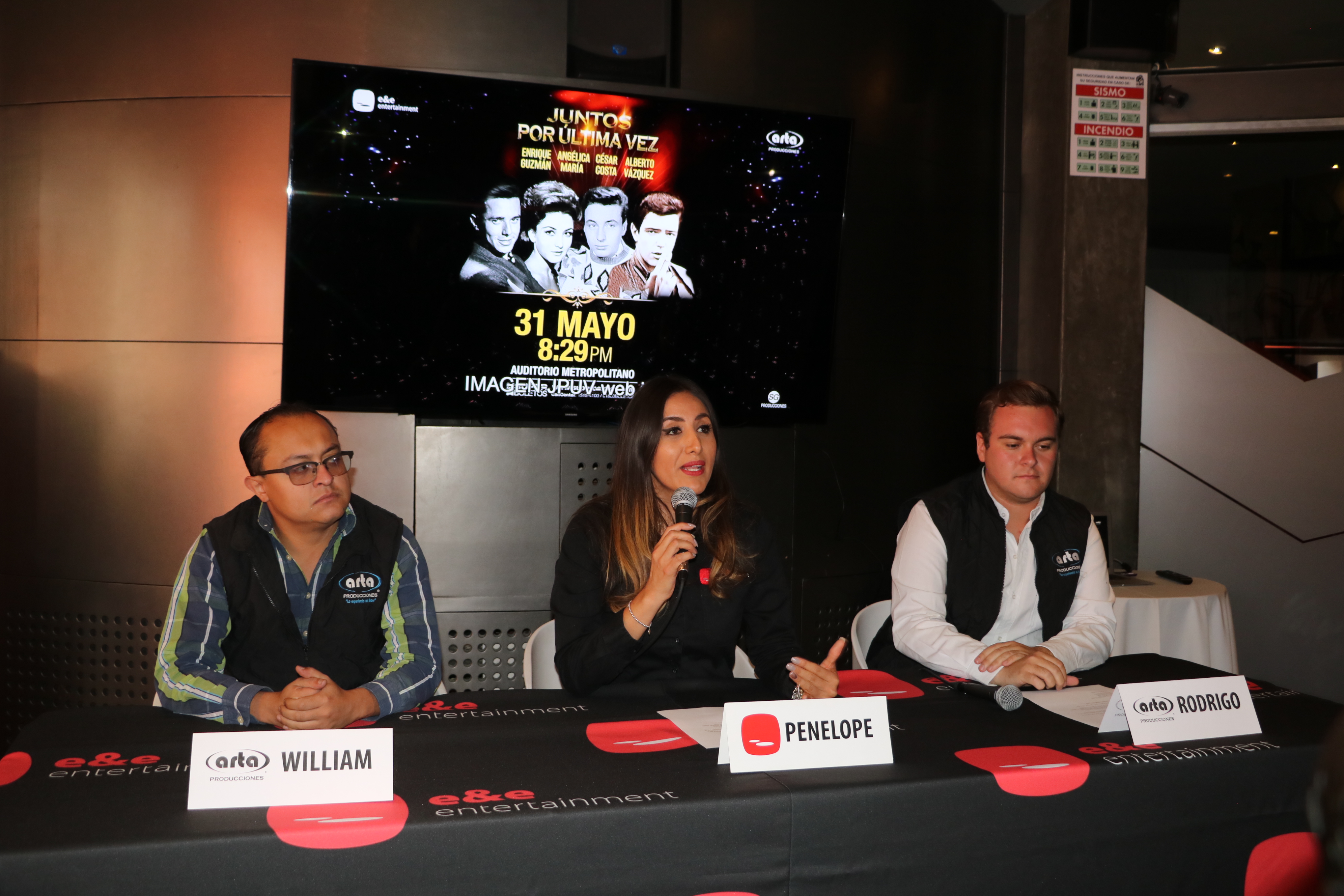 arta_producciones_juntos_por_ultima_vez_conferencia_03